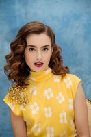Lily Collins Poster Z1G1063796