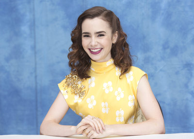 Lily Collins Poster Z1G1063815
