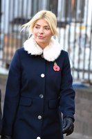 Holly Willoughby hoodie #1600518