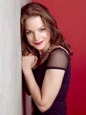Kimberly Williams Poster Z1G107509