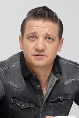 Jeremy Renner Poster Z1G1077849