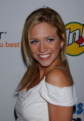 Brittany Snow Poster Z1G137822