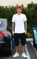 Justin Bieber Longsleeve T-shirt #1947312
