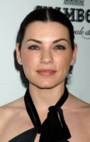 Julianna Margulies Mouse Pad Z1G142218