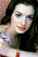 Anne Hathaway Poster Z1G152765