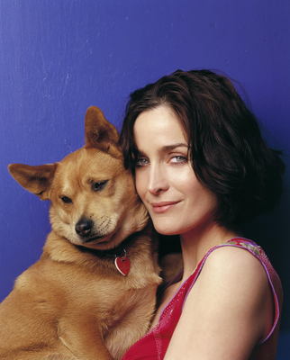 Carrie-anne Moss Mouse Pad Z1G1605757