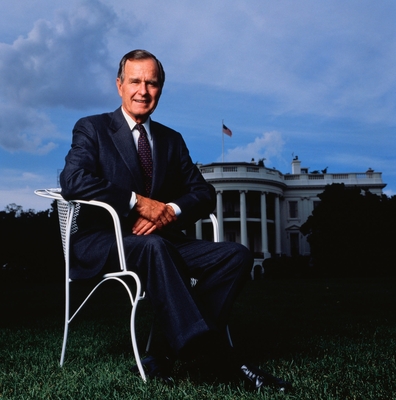 George H.w. Bush tote bag