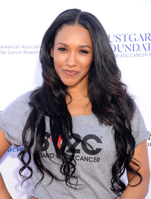 Candice Patton Poster Z1G2340405