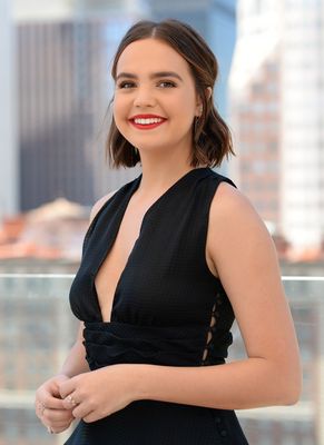 Bailee Madison Poster Z1G2461049