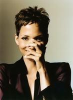 Halle Berry Mouse Pad Z1G2490266