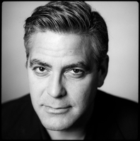 George Clooney Longsleeve T-shirt #3033605