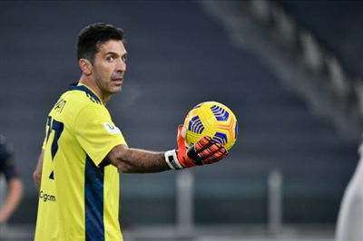 Gianluigi Buffon tote bag