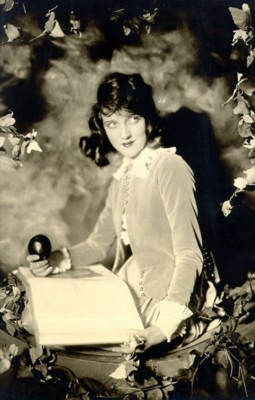 Dorothy Dickson calendar