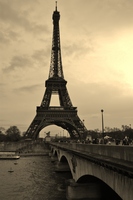 Eiffel Tower Poster Z1G318420