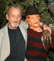 Robert Englund Mouse Pad Z1G343143