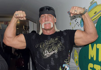 Hulk Hogan Sweatshirt #765888