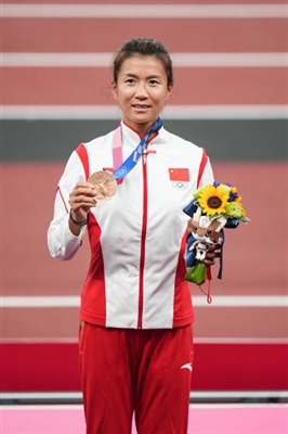Hong Liu Sweatshirt