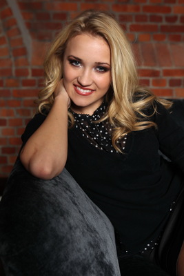 Emily Osment tote bag