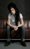 Amy Winehouse Longsleeve T-shirt #781950