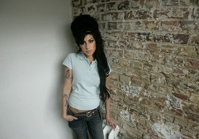 Amy Winehouse tote bag