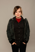 Ellen Page Poster Z1G362287