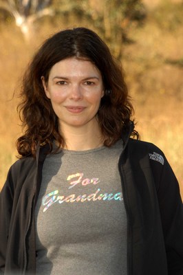Jeanne Tripplehorn Longsleeve T-shirt