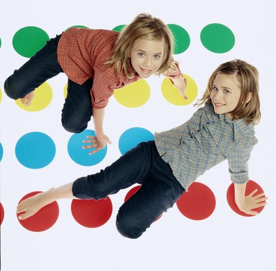 Ashley and Mary Kate Olson Mouse Pad Z1G443380