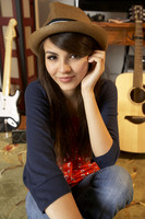 Victoria Justice t-shirt #Z1G459917