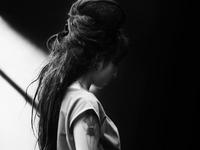 Amy Winehouse hoodie #899647
