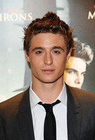 Max Irons Poster Z1G523144