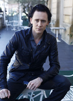 Tom Hiddleston Tank Top #953945