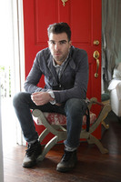 Zachary Quinto Mouse Pad Z1G529245