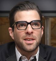 Zachary Quinto Poster Z1G529297