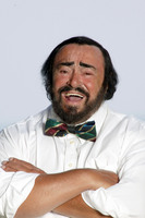 Luciano Pavarotti Longsleeve T-shirt #968094