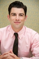 Max Greenfield Poster Z1G562227