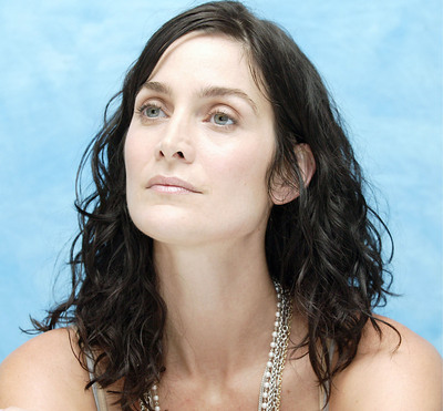 Carrie-Anne Moss Mouse Pad Z1G574978