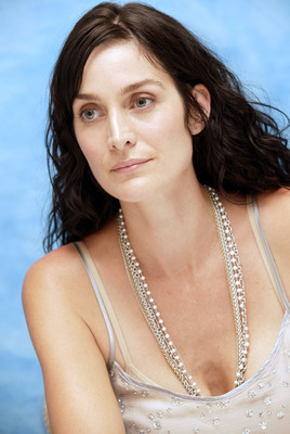 Carrie-Anne Moss Mouse Pad Z1G574981
