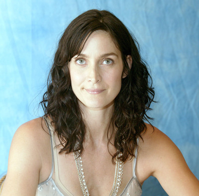Carrie-Anne Moss Mouse Pad Z1G574983