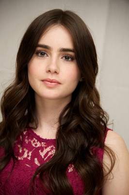 Lily Collins Poster Z1G576826