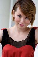 Emily Browning Poster Z1G580672