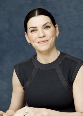 Julianna Margulies Mouse Pad Z1G585117