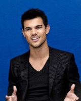 Taylor Lautner hoodie #1016009