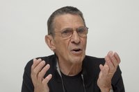 Leonard Nimoy Poster Z1G591164