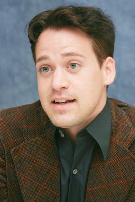 T.R. Knight Poster Z1G593405