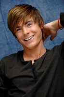 Zac Efron Poster Z1G604459