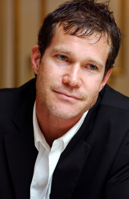 Dylan Walsh Poster Z1G608111