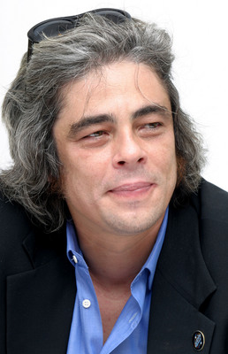 Benicio Del Toro Poster Z1G611993