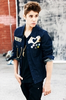 Justin Bieber Longsleeve T-shirt #1062943
