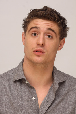 Max Irons Poster Z1G637800