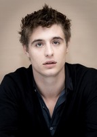 Max Irons Poster Z1G640855